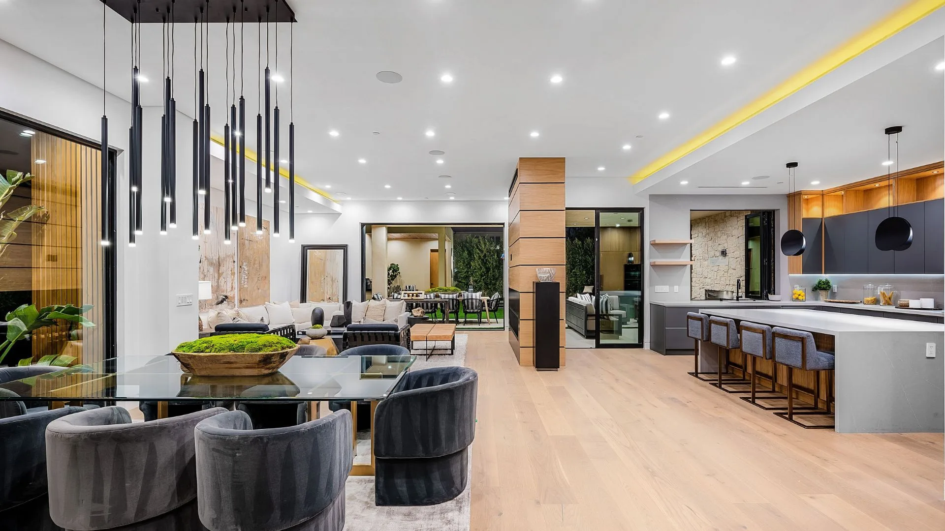 Color Schemes that Exude Elegance